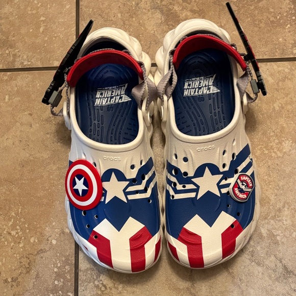 CROCS White Textured Clogs Mens 9 women’s 11 - Picture 4 of 5